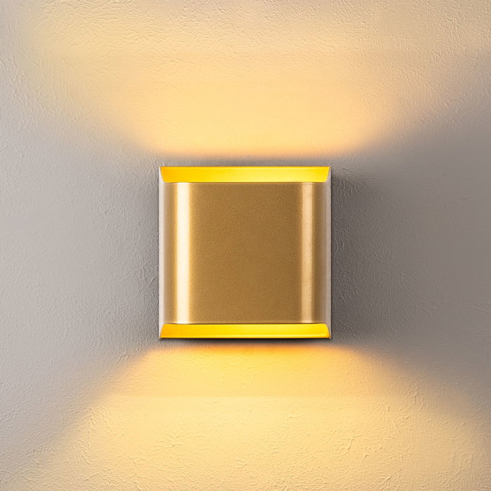 Opviq Lámpara de Pared de Metal Dorada Opviq Lámpara de Pared de Metal Dorada